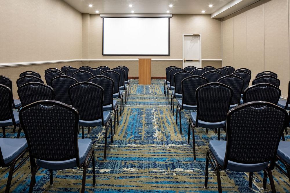 Delta Hotels By Marriott Helena Colonial Εξωτερικό φωτογραφία