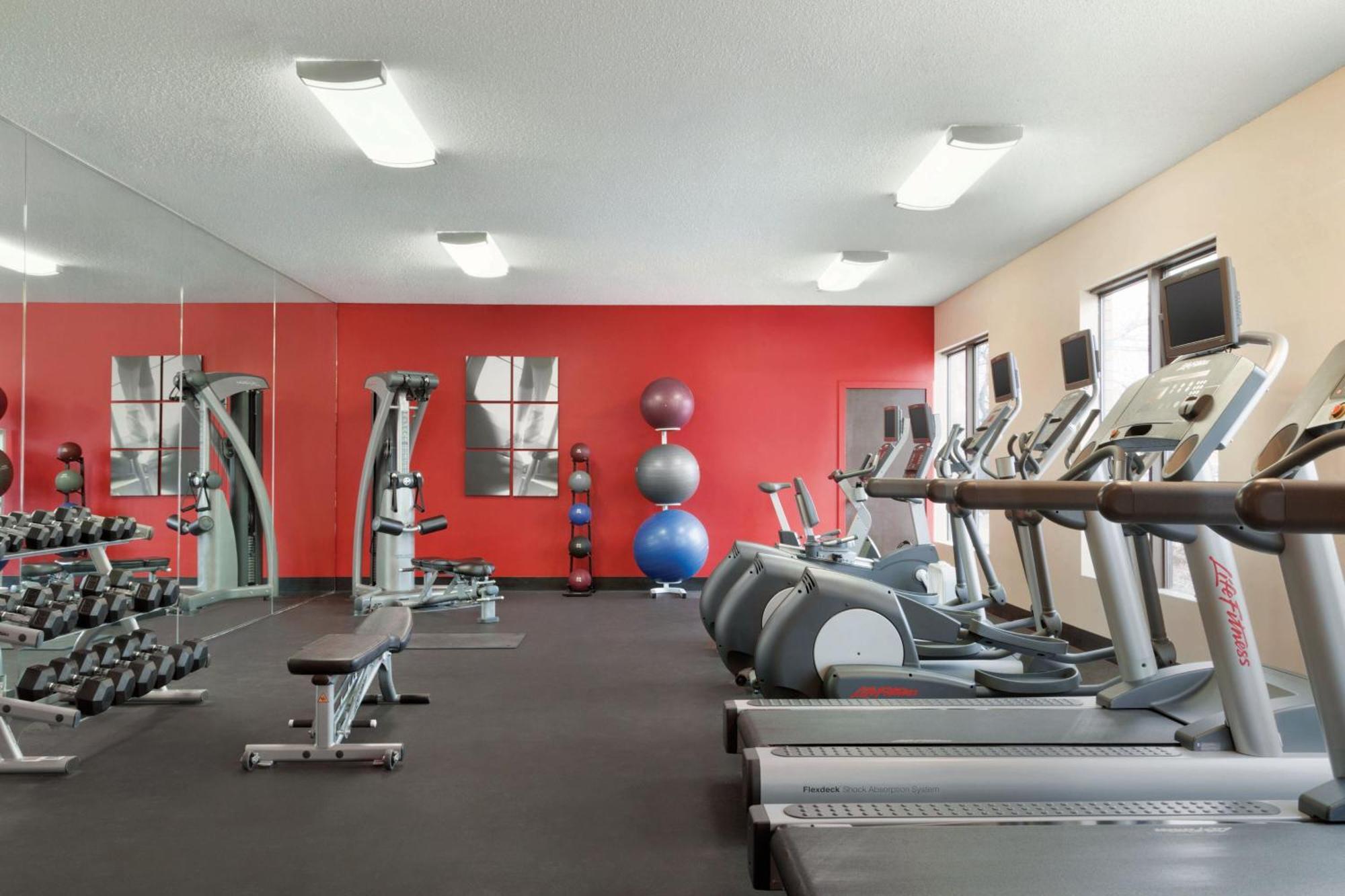 Delta Hotels By Marriott Helena Colonial Εξωτερικό φωτογραφία