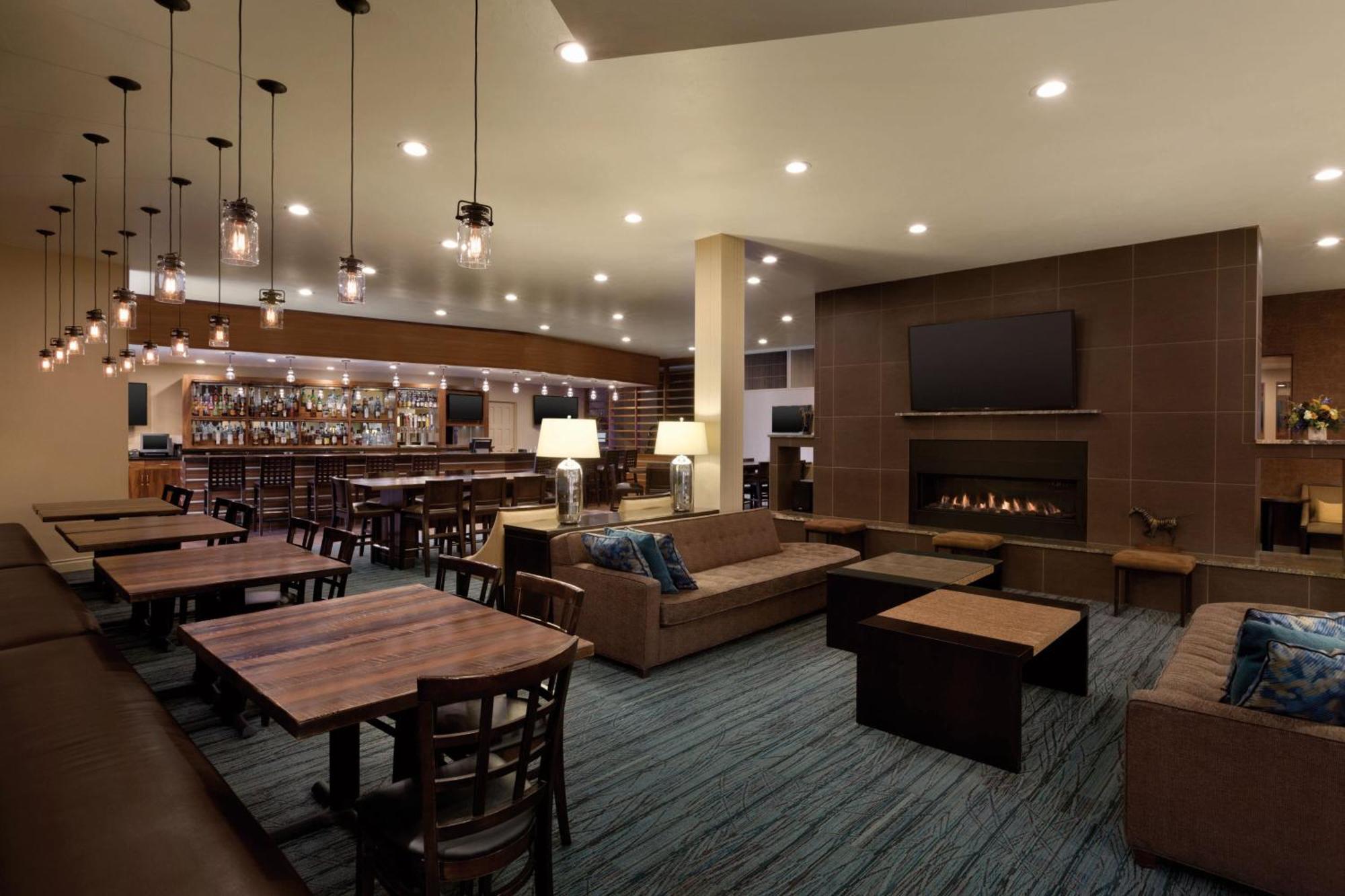 Delta Hotels By Marriott Helena Colonial Εξωτερικό φωτογραφία
